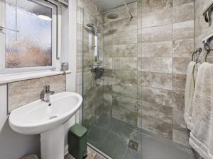 Photo 25- click for photo gallery